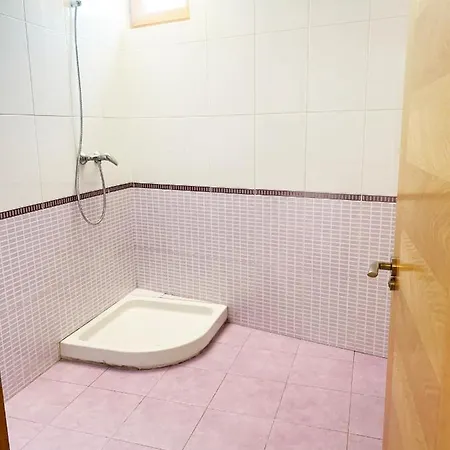 Casa *